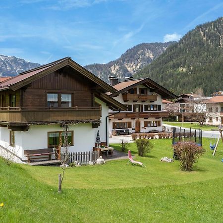 Ferienhaus & -Wohnung Flatscher Waidring Bagian luar foto