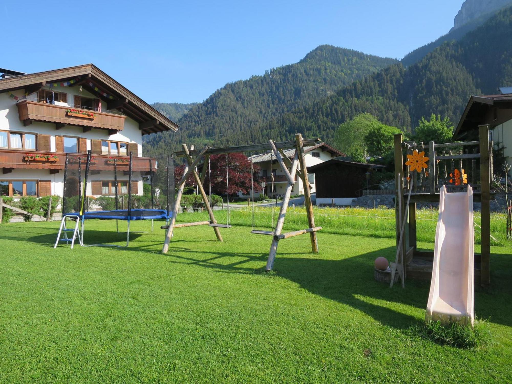Ferienhaus & -Wohnung Flatscher Waidring Bagian luar foto